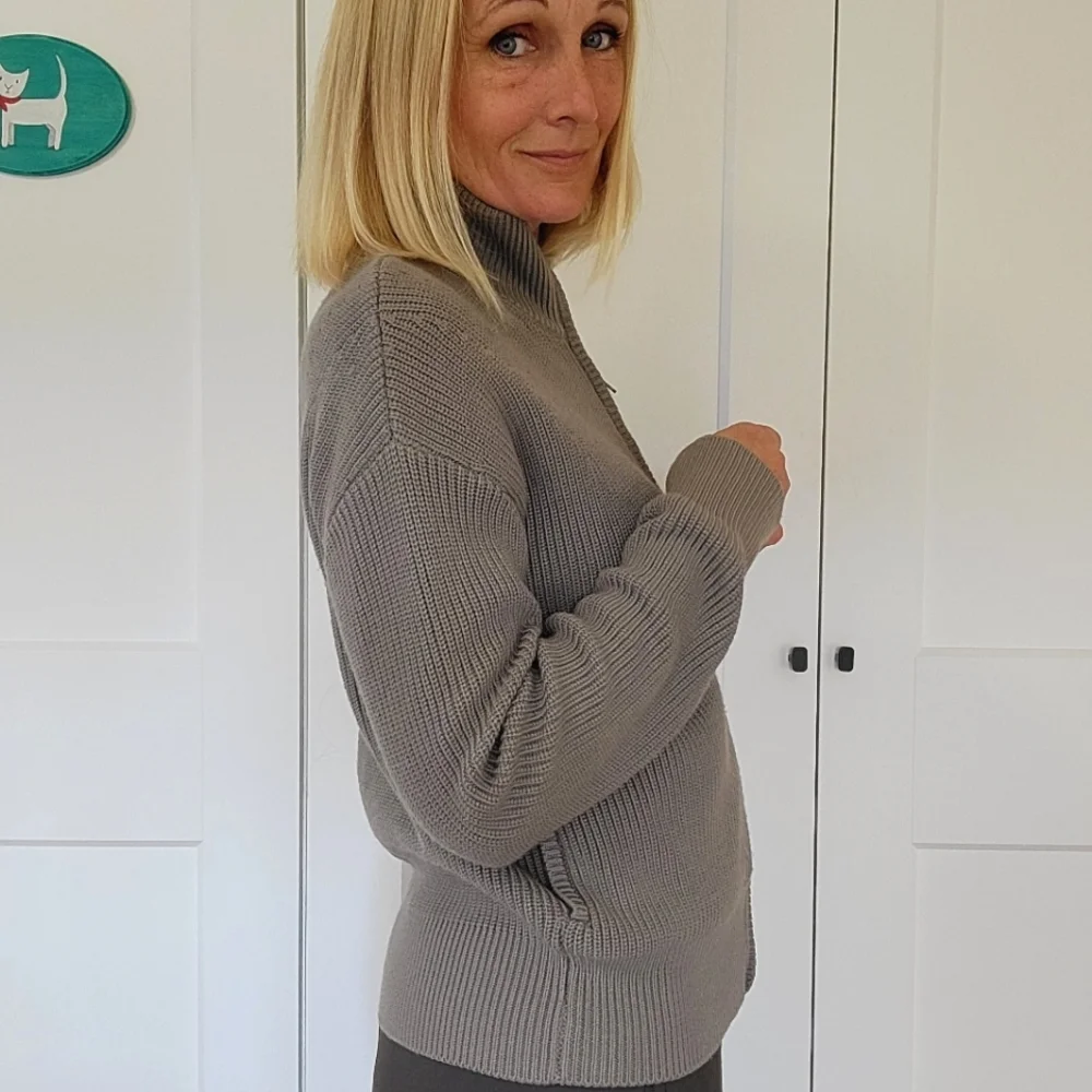 Athleta Escapade Mock Neck Sweater Jacket Bluff Grey Size S #982829 - Picture 3 of 12